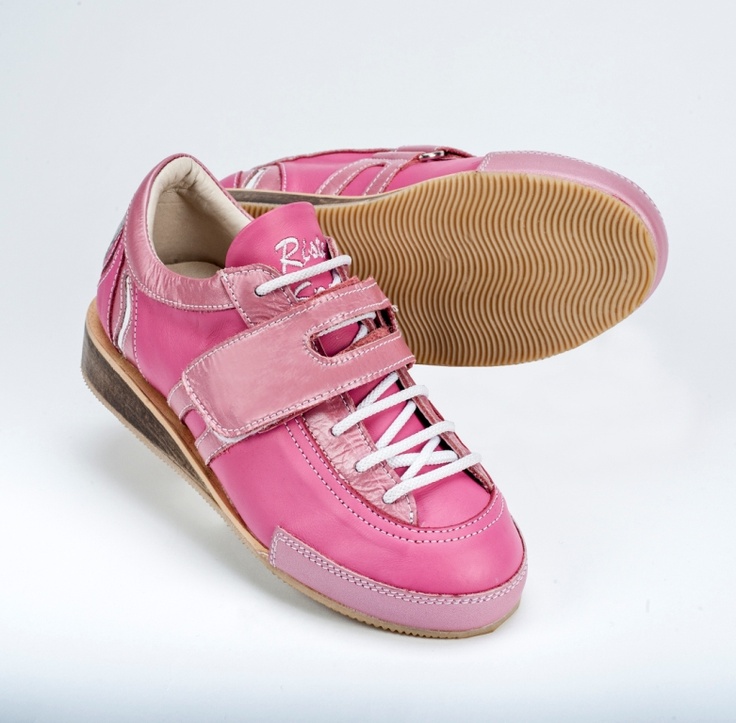 pink weightlifting shoes