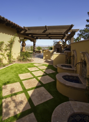 INVOLVE LANDSCAPING IN YOUR PATIO DESIGN