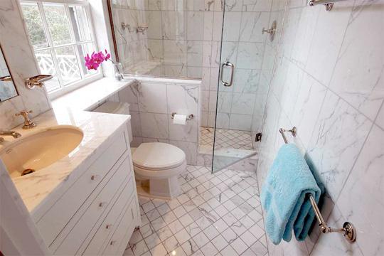 tub-shower-conversion-before-after-standard_3x2_8d69271696246a5062a67aa9f6f3bc74_540x360_q85